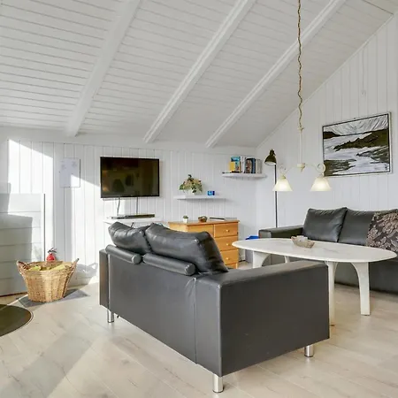 Hortensia - 350m From The Sea By Interhome Nyaraló Egernsund